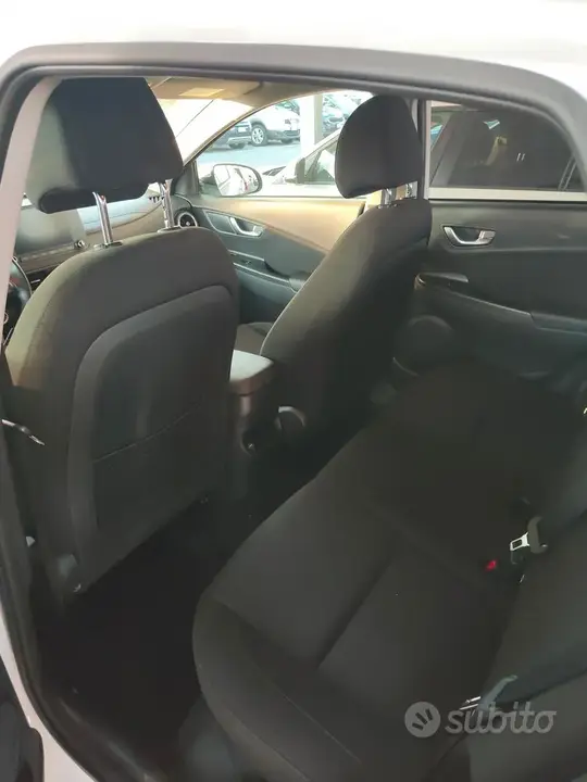 Hyundai Kona 2021 photo 4