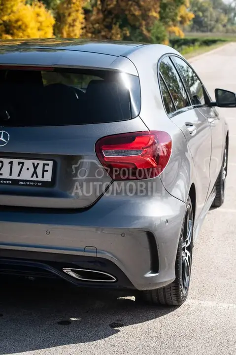 Mercedes-Benz A 180 2015 photo 4