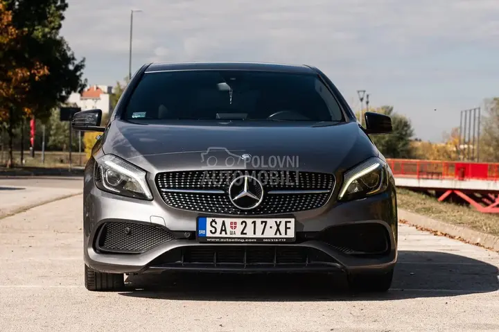 Mercedes-Benz A 180 2015 photo 2