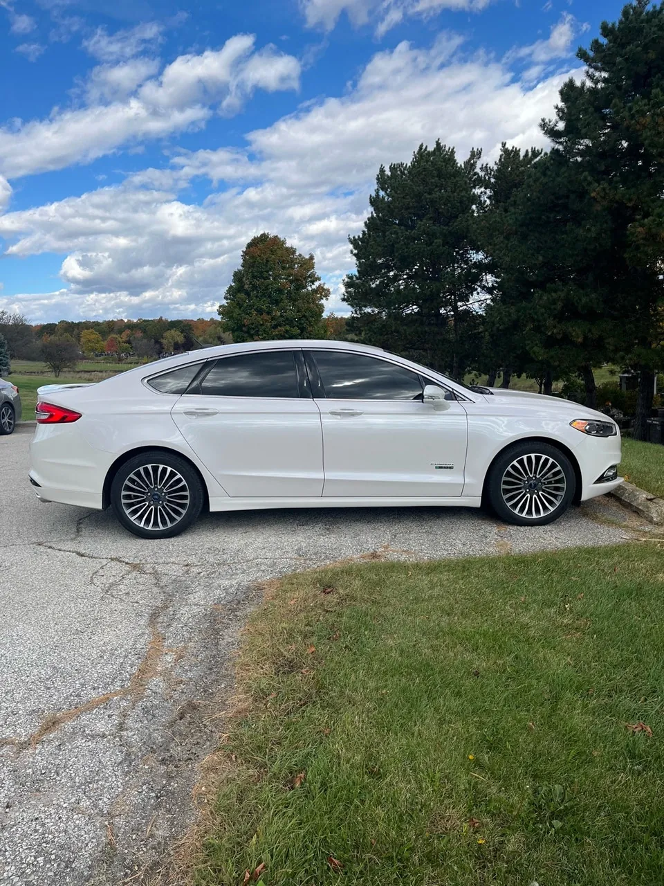 Ford Fusion 2017 photo 2