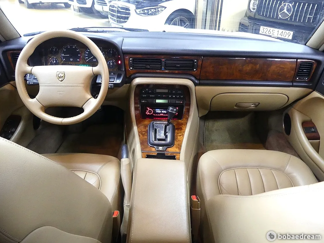 Jaguar Xj6 1995 photo 4