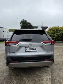 Toyota Rav4 2025 photo 5