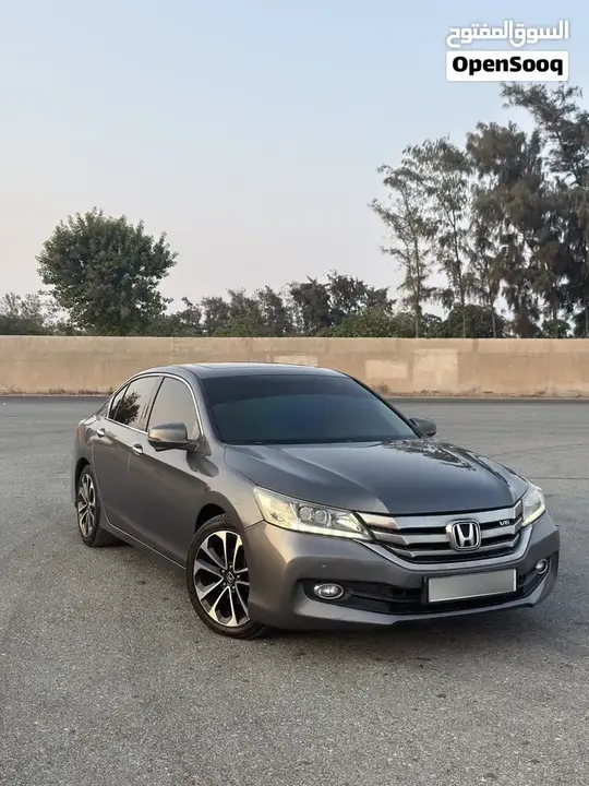 Honda Accord 2016 photo 2
