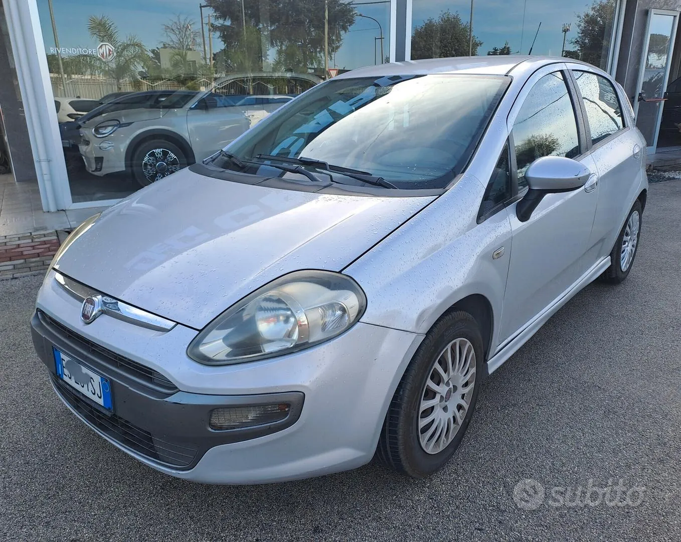 Fiat Punto Evo 2010 photo 2