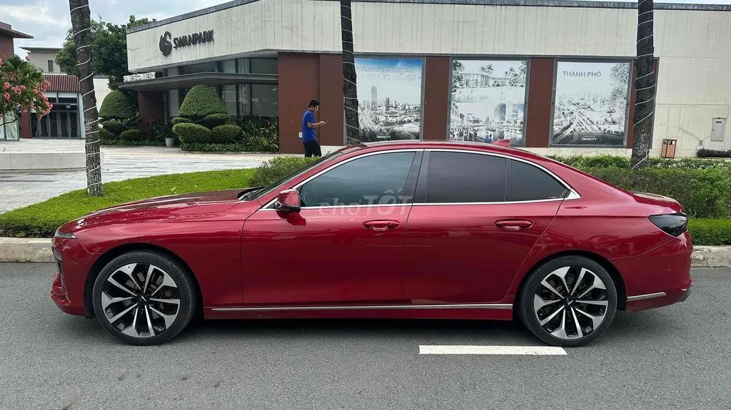 Vinfast Lux A2.0