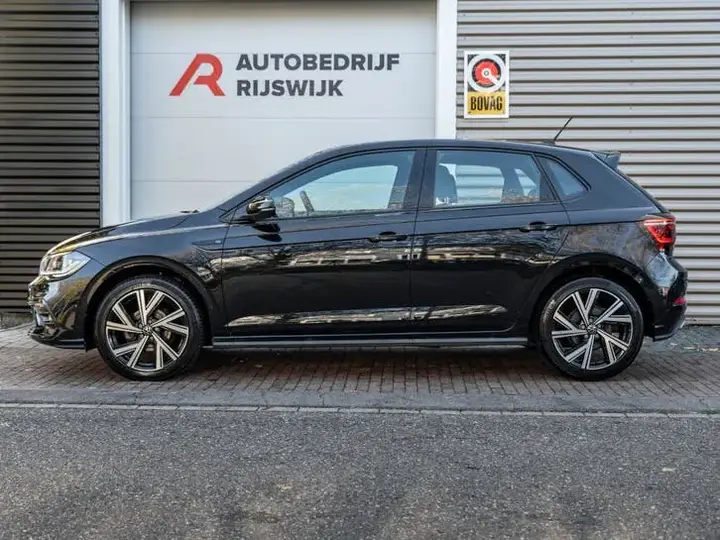 Volkswagen Polo 2024 photo 2