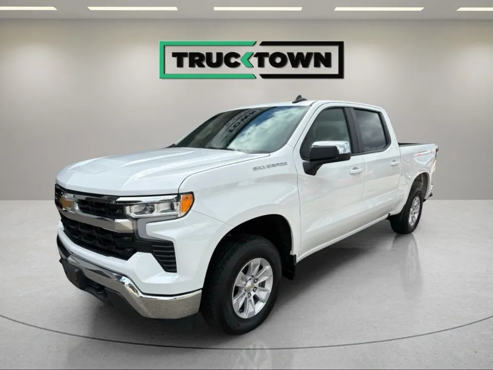Chevrolet Silverado 1500 2025 photo 2