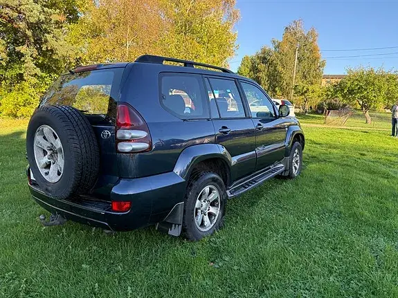 Toyota Land Cruiser 2004 photo 4