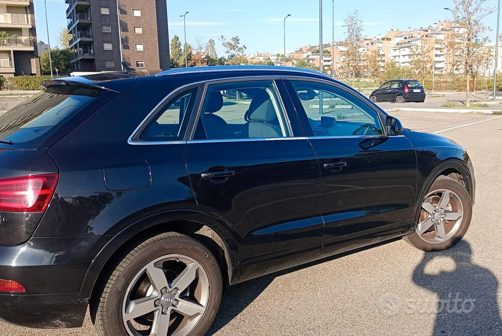 Audi Q3 2013 photo 2