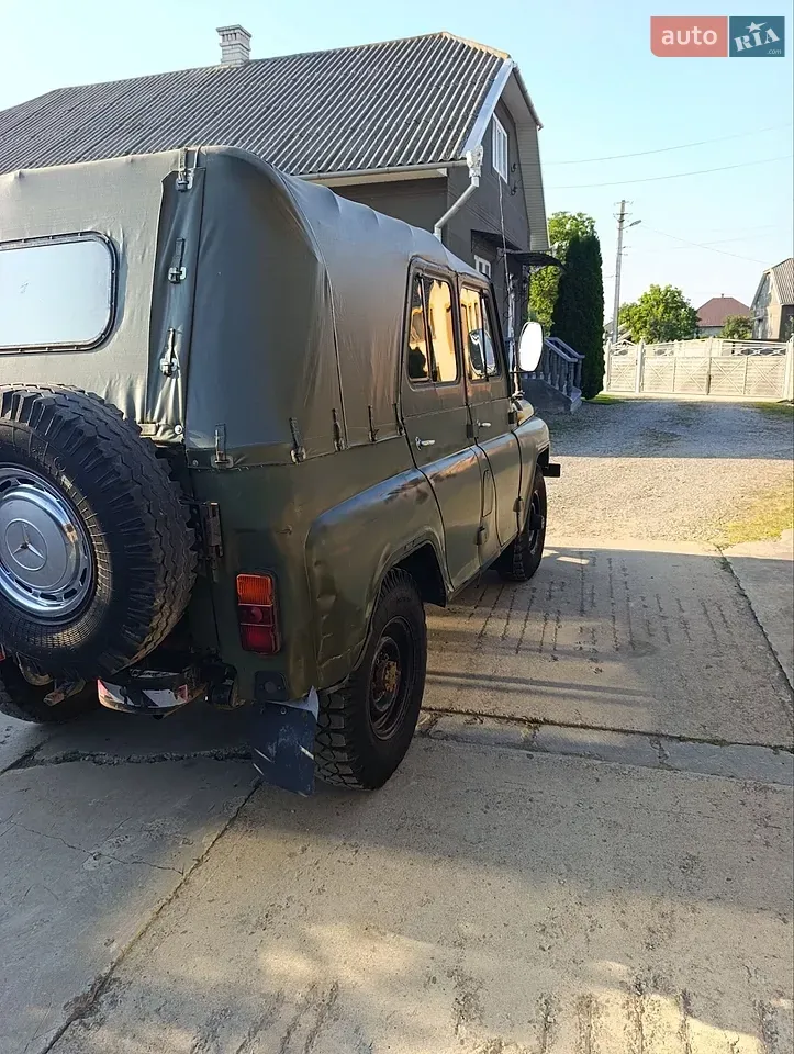 UAZ 469B 1993 photo 4