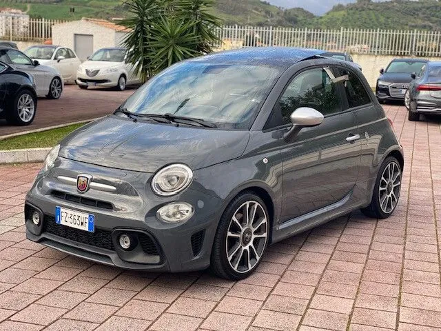 Abarth 595 2020 photo 2