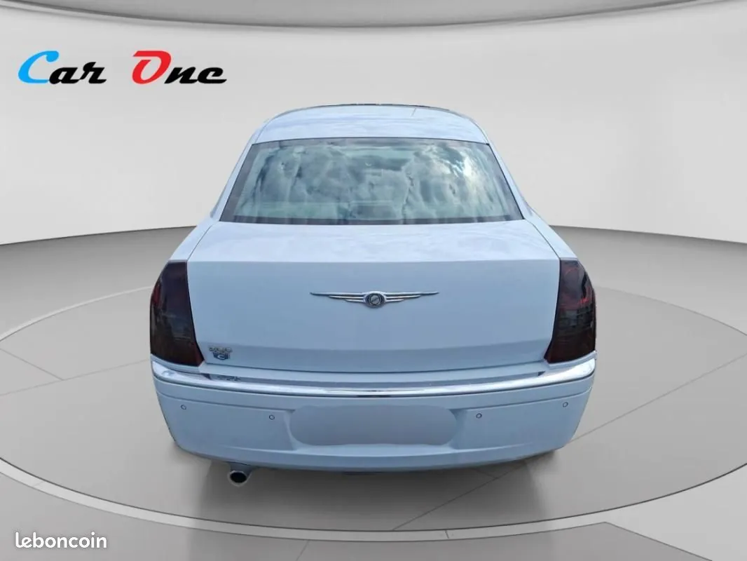 Chrysler 300C 2004 photo 4