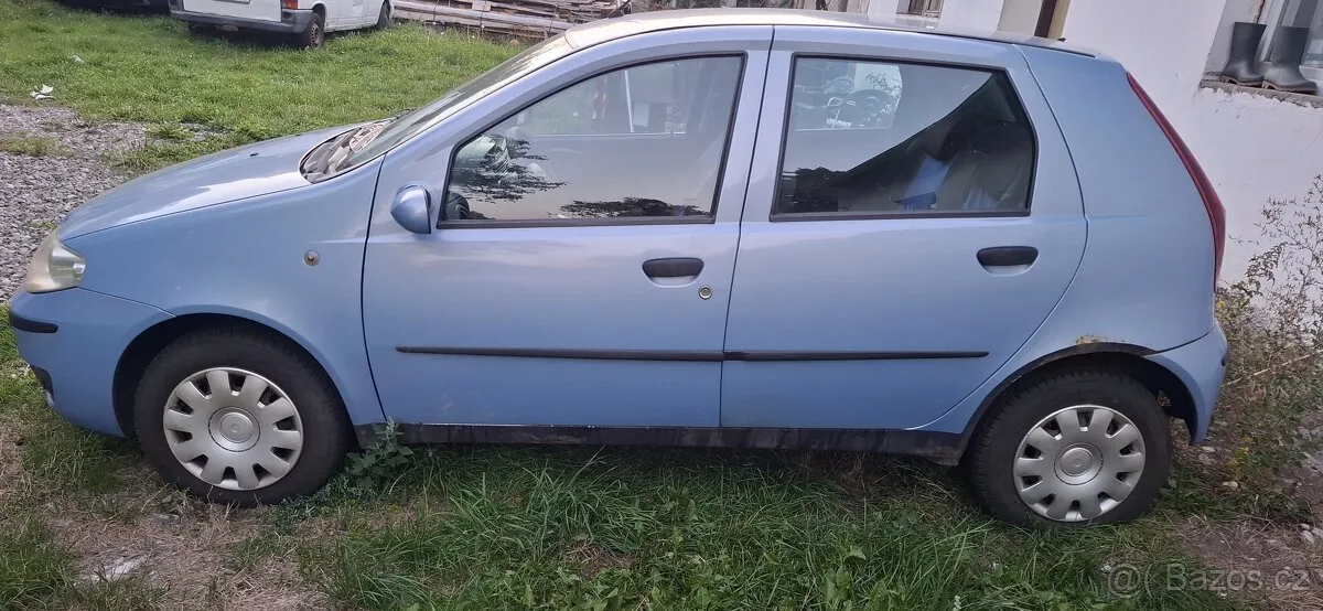 Fiat Punto 2005 photo 2