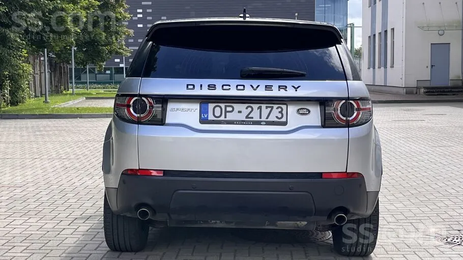 Land Rover Discovery Sport 2016 photo 5