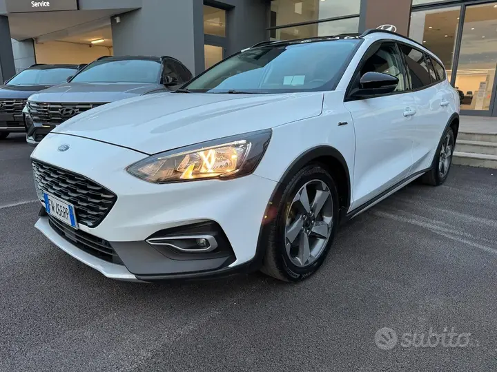 Ford Focus 2019 photo 2