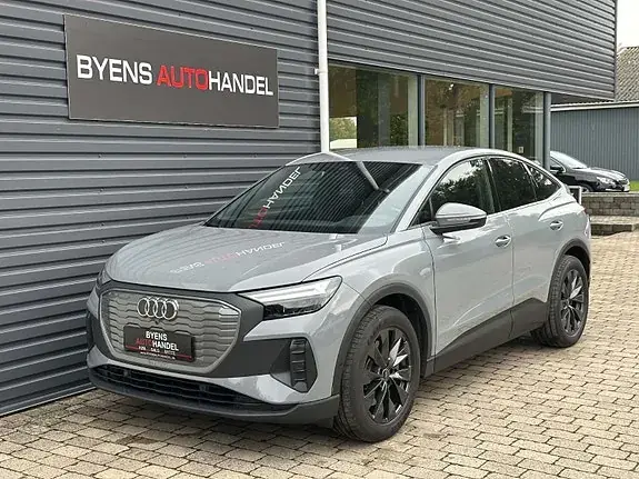 Audi Q4 E-Tron 2022 photo 2