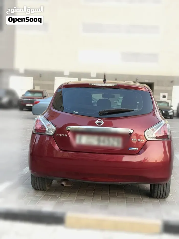 Nissan Tiida 2015 photo 4