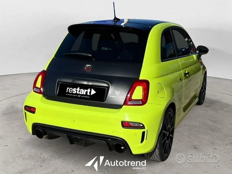 Abarth 595 2018 photo 2
