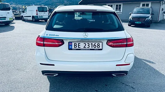 Mercedes-Benz E300 De 2020 photo 4