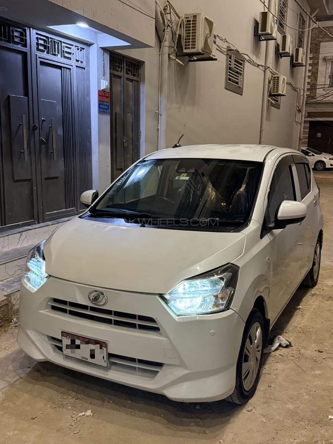 Daihatsu Mira