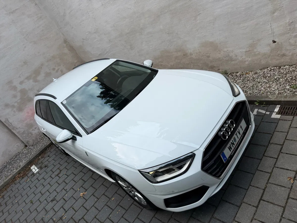 Audi A4 2020 photo 2