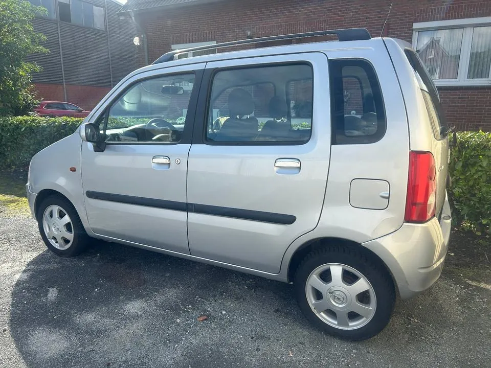 Opel Agila