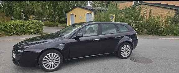 Alfa Romeo 159