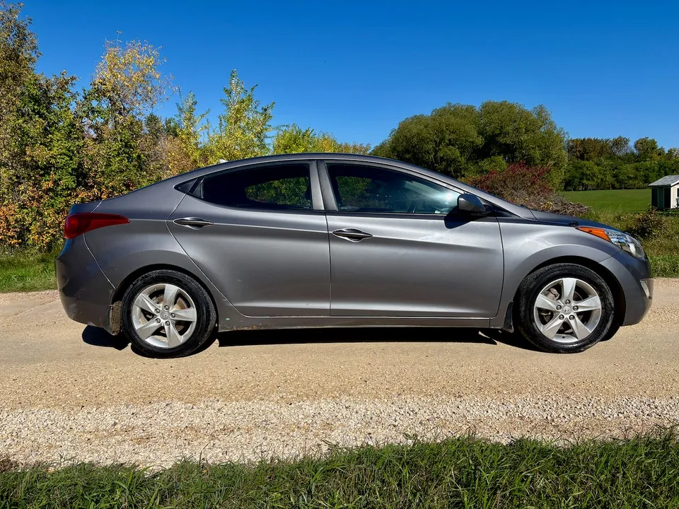 Hyundai Elantra 2012 photo 5