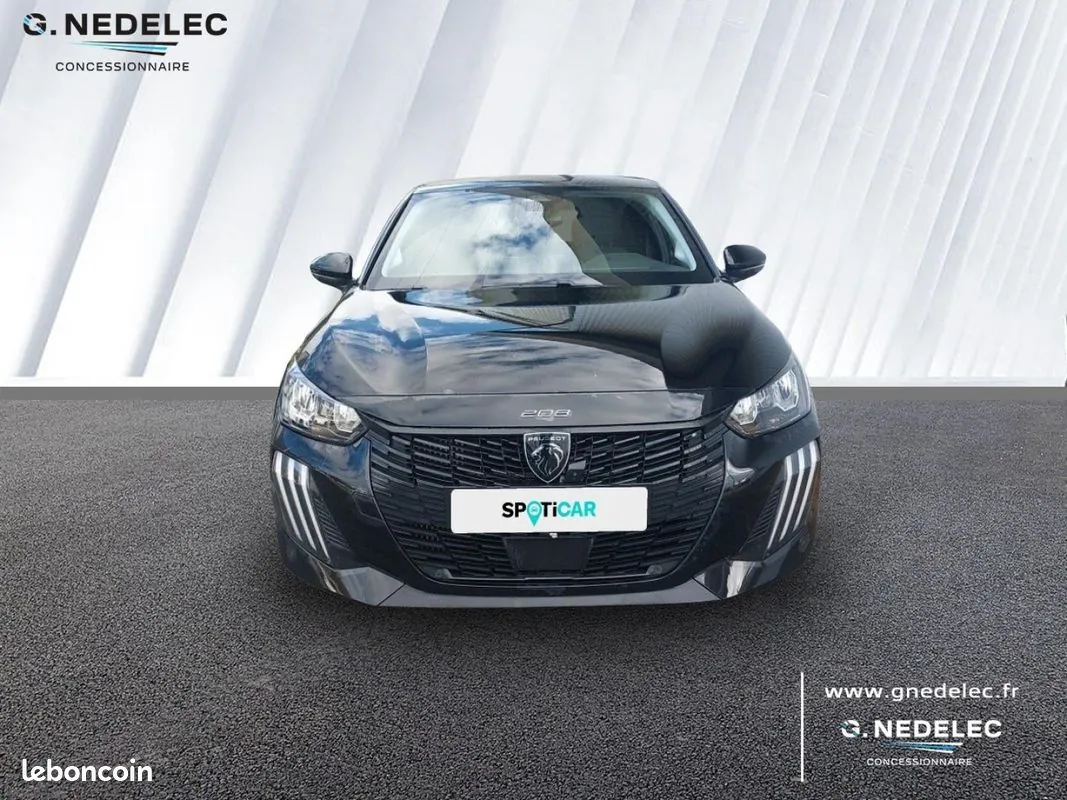 Peugeot 208 2025 photo 2
