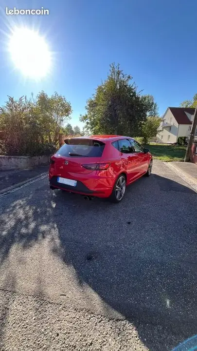 Seat Leon 2015 photo 2