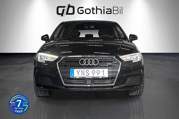 Audi A3 2018 photo 2