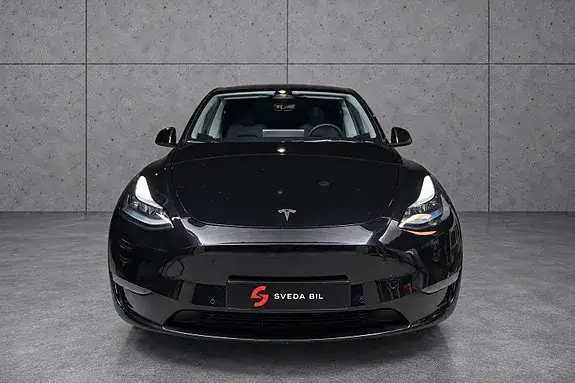 Tesla Model Y 2021 photo 2