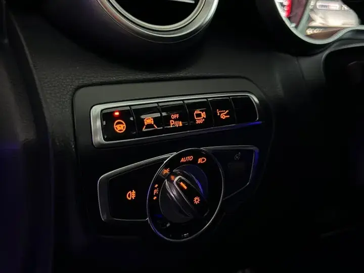 Mercedes-Benz C-Class 2015 photo 3