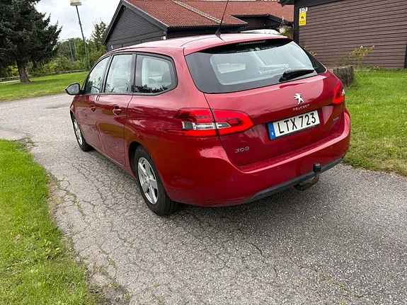 Peugeot 308 2015 photo 3