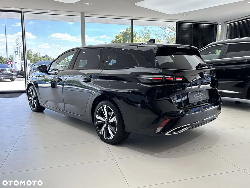 Peugeot 308 2022 photo 2