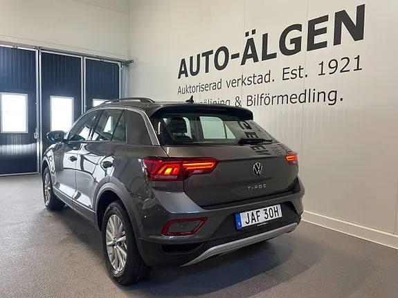 Volkswagen T-Roc 2023 photo 4