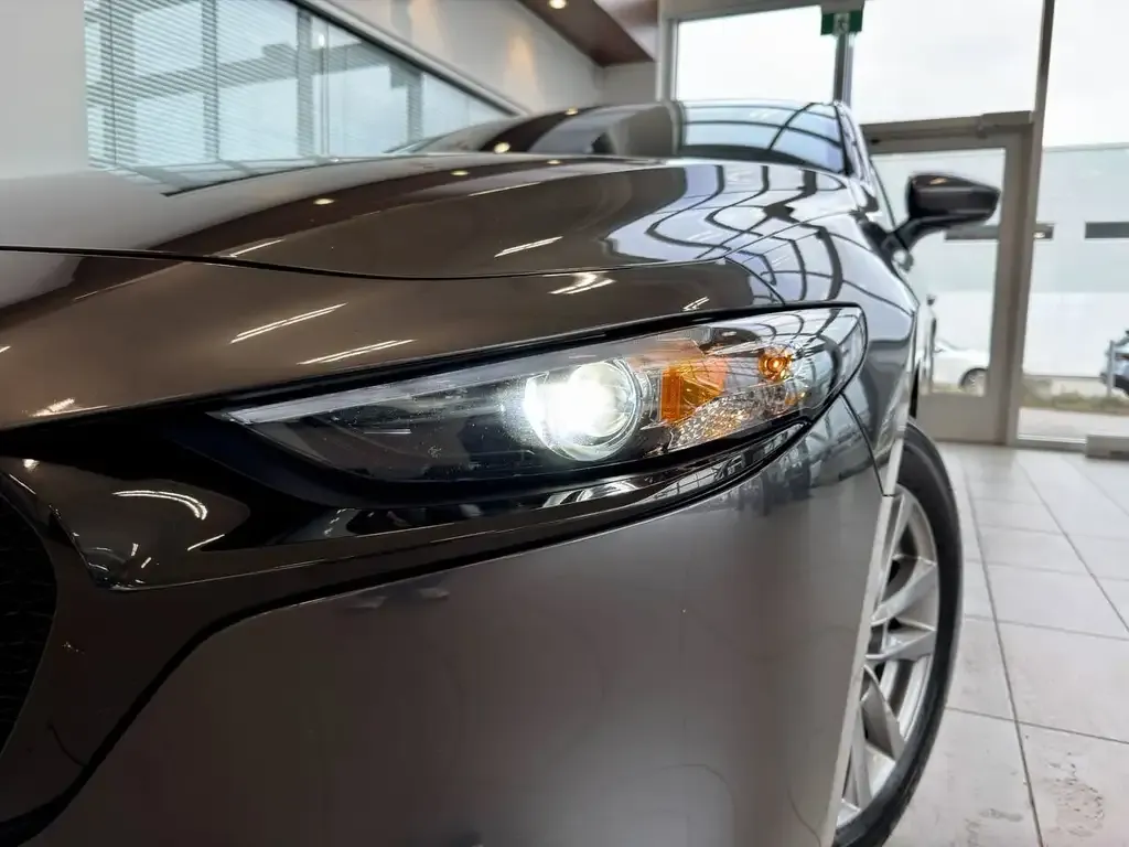 Mazda 3 2024 photo 5
