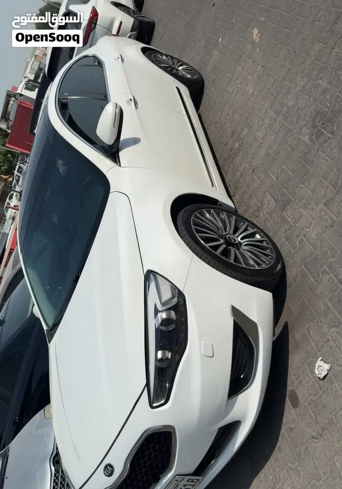 Kia Cadenza