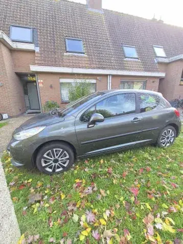 Peugeot 207 2007 photo 2