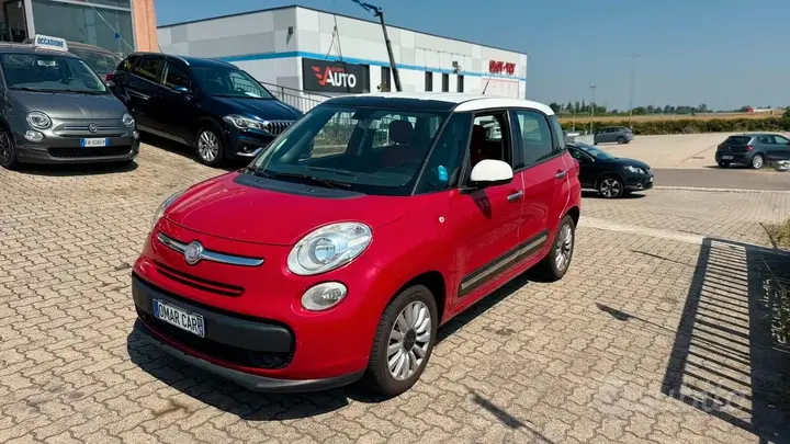 Fiat 500L 2012 photo 2