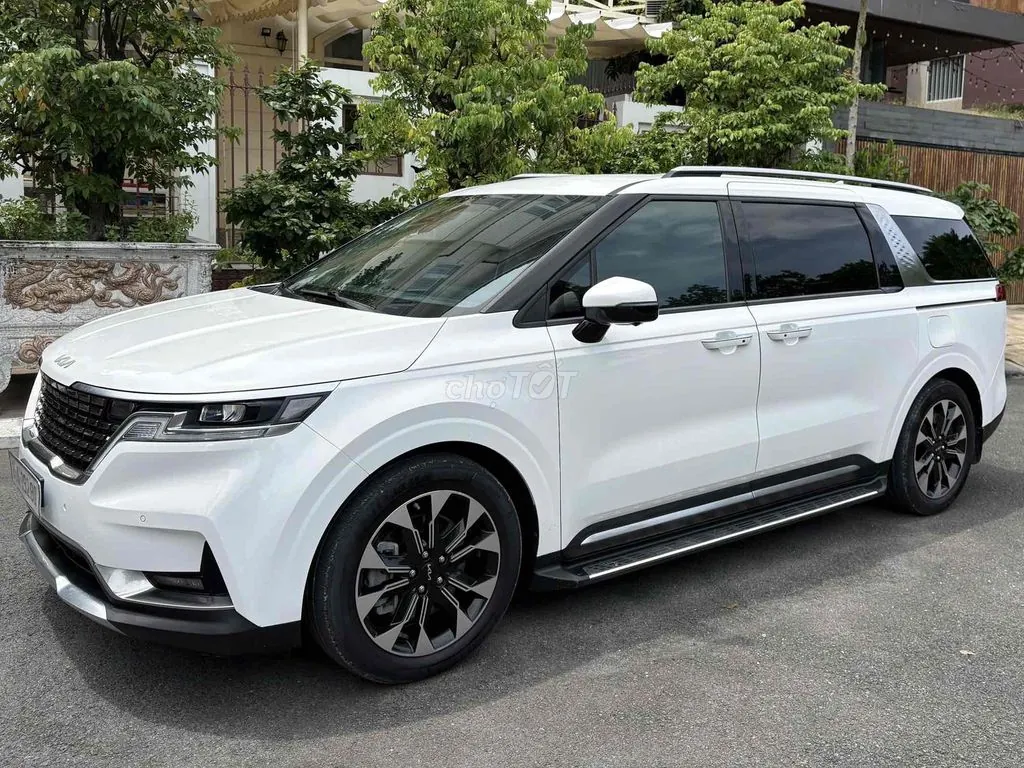 Kia Carnival 2023 photo 3