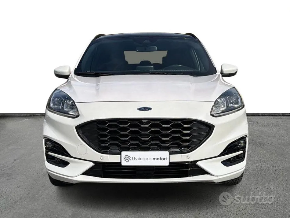 Ford Kuga 2022 photo 2