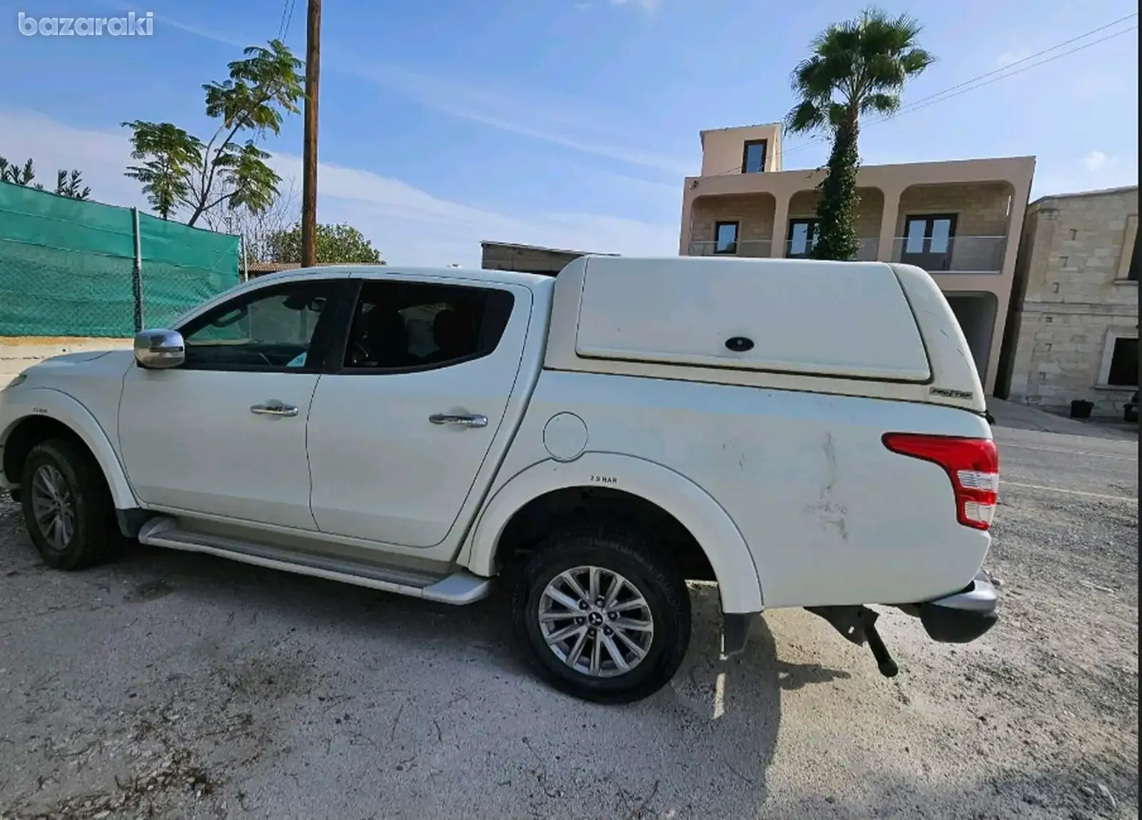 Mitsubishi L200