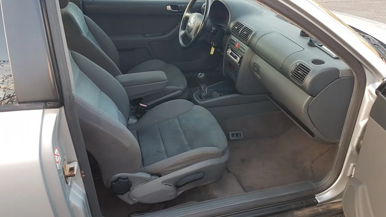 Audi A3 1999 photo 4