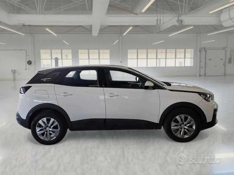Peugeot 3008 2020 photo 5