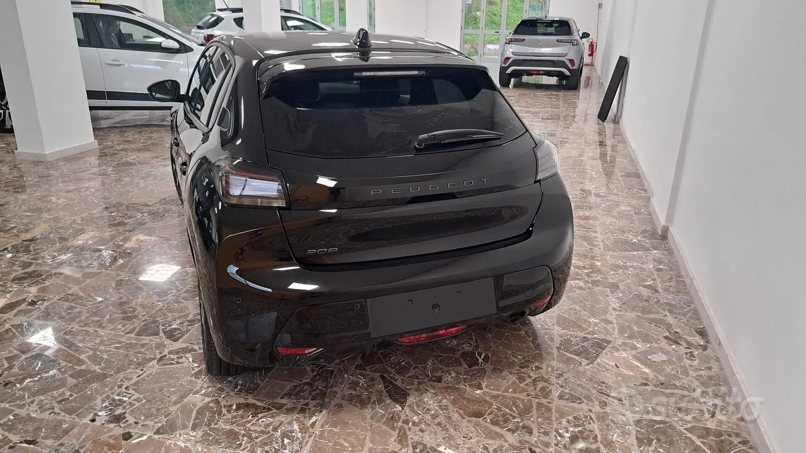 Peugeot 208 2025 photo 3