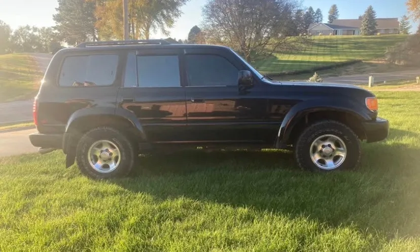 Toyota Land Cruiser 1996 photo 2
