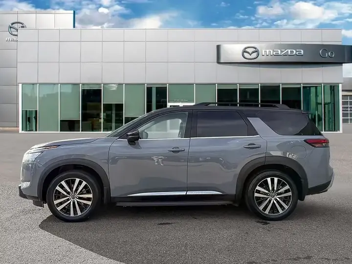 Nissan Pathfinder 2023 photo 3