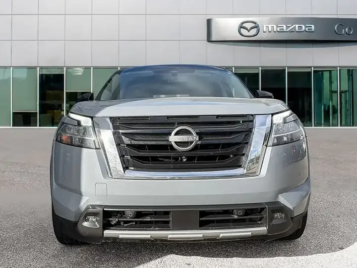 Nissan Pathfinder 2023 photo 2