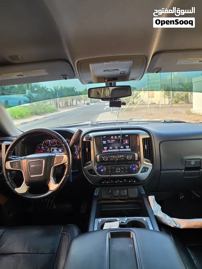 GMC Sierra